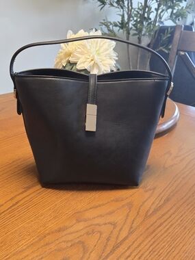 Minimalist Black Shoulder Bucket Bag with Gold Accent